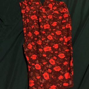 LulaRoe floral leggings